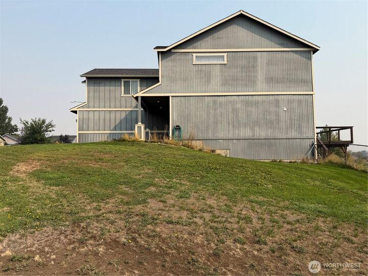 Property Photo: 501 N Mississippi Drive WA 98837