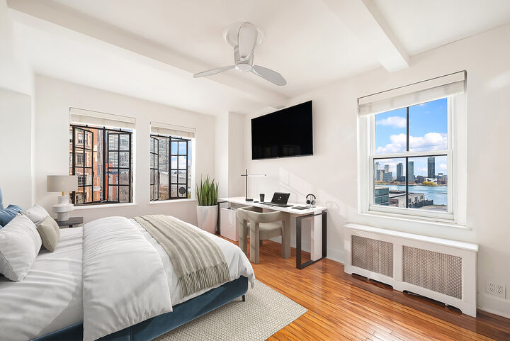 Property Photo:  25 Tudor City Place 301  NY 10017 