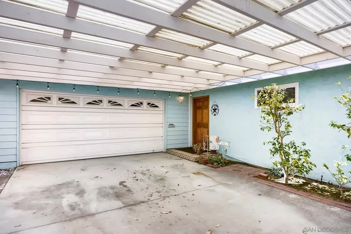 Property Photo:  7169 Ballinger Ave  CA 92119 