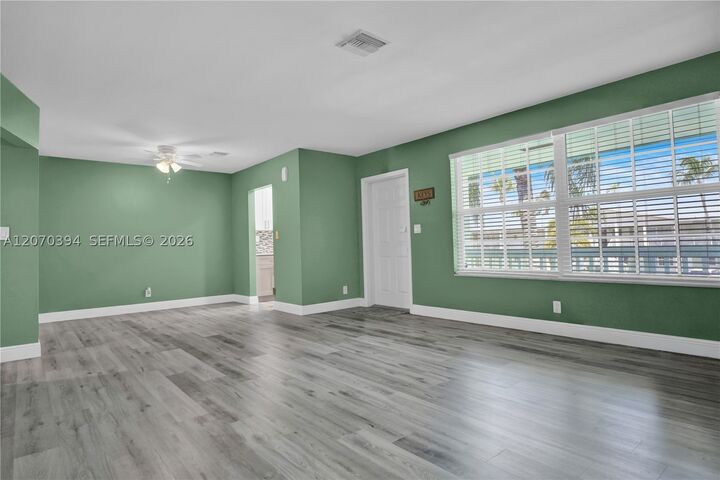 Property Photo:  931 SE 9th Ave 17  FL 33060 