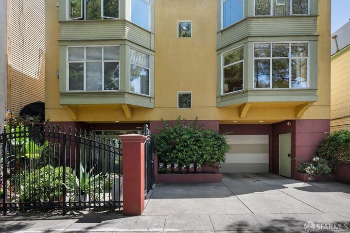 Property Photo:  2773 Folsom Street 201  CA 94110 
