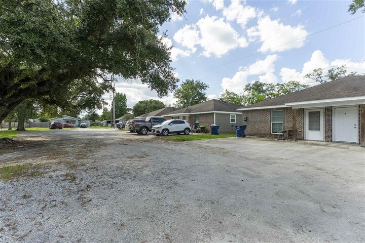 Property Photo:  918 Brady Street  LA 70663 