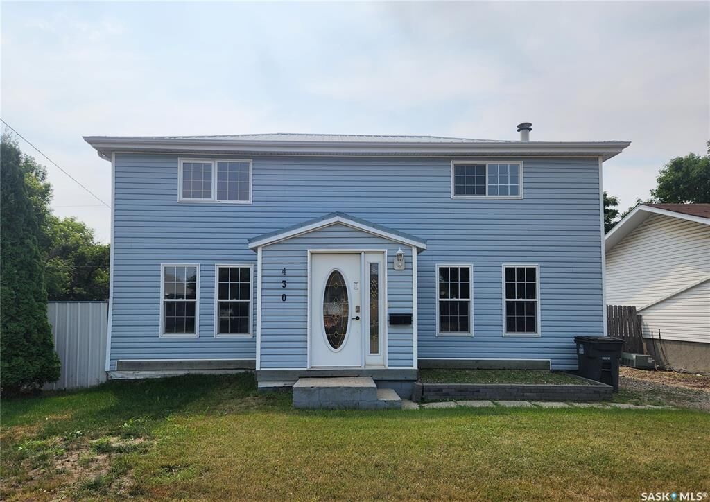 Property Photo: 430 3rd Street SK S4A 0P2