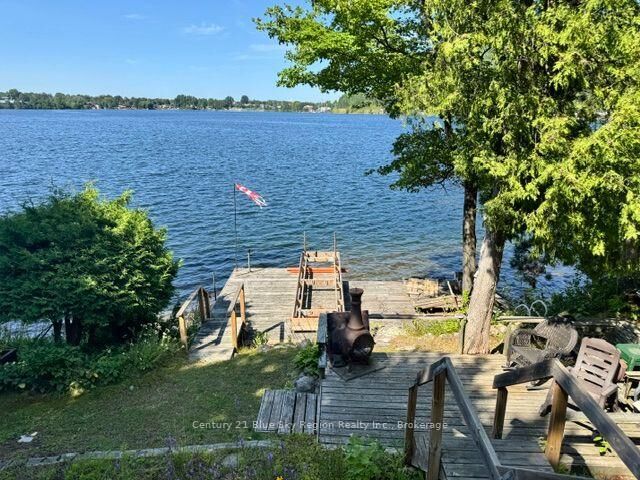 Photo de la propriété:  175 Anita Avenue  ON P1B 8G4 