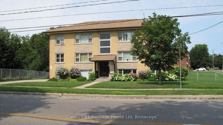 Property Photo:  126 Waverley Drive #6  ON N1E 1G8 