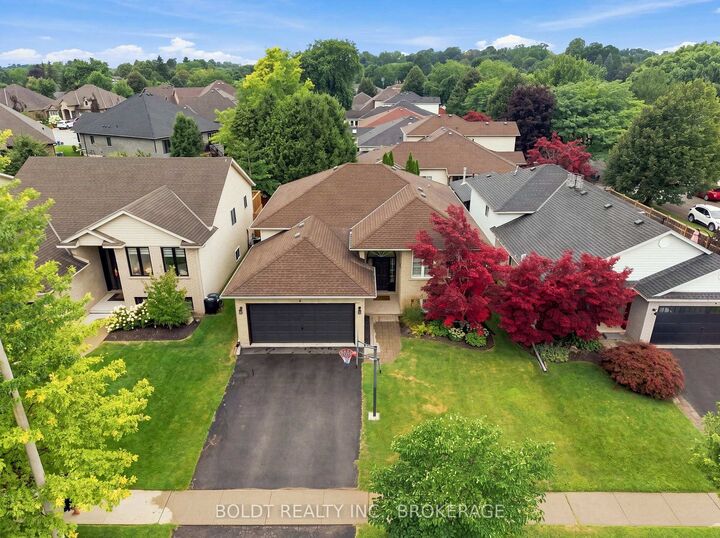 4 Mason Drive — photo 1