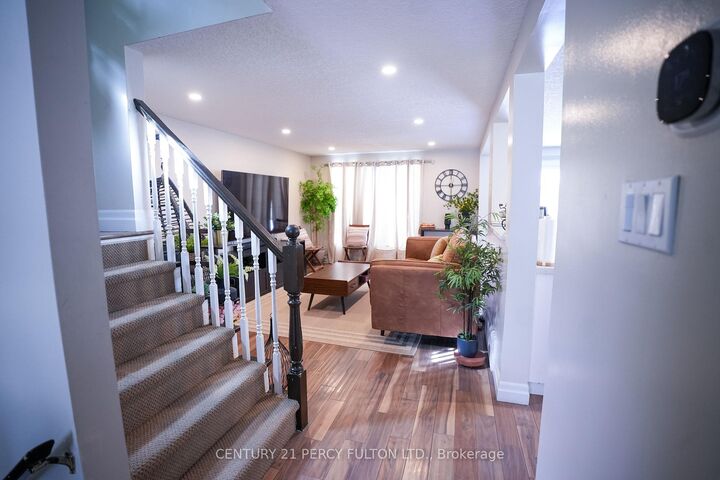 Property Photo:  333 Rosette Drive  ON N2K 3W7 