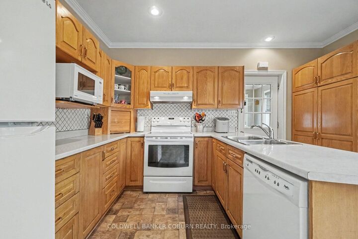 Property Photo: 1 Hummel Street ON K0C 1H0