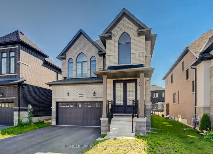 76 Mackay Drive — photo 1