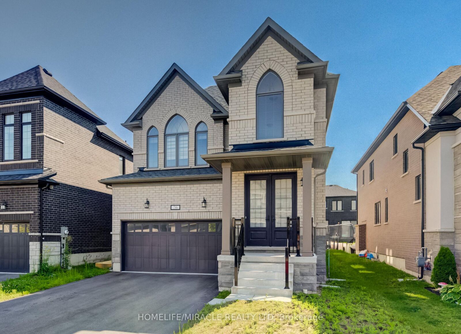 Property Photo: 76 Mackay Drive ON N4T 0N8