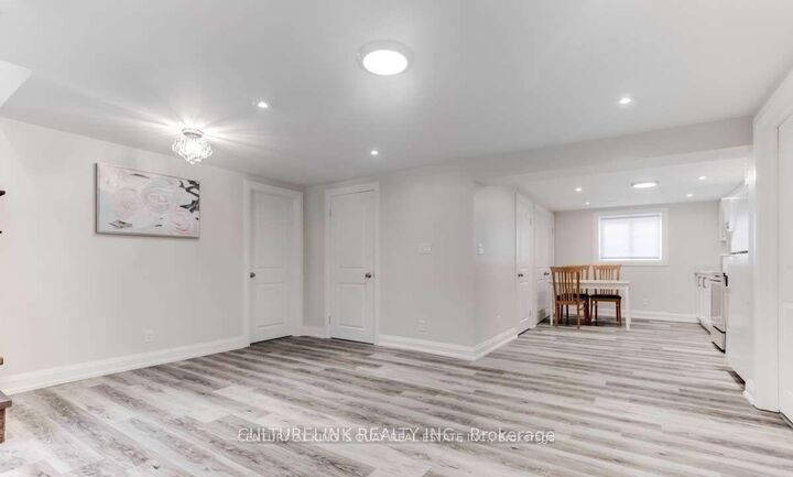 Property Photo: 11 Bowhill Crescent Lower ON M2J 3S1