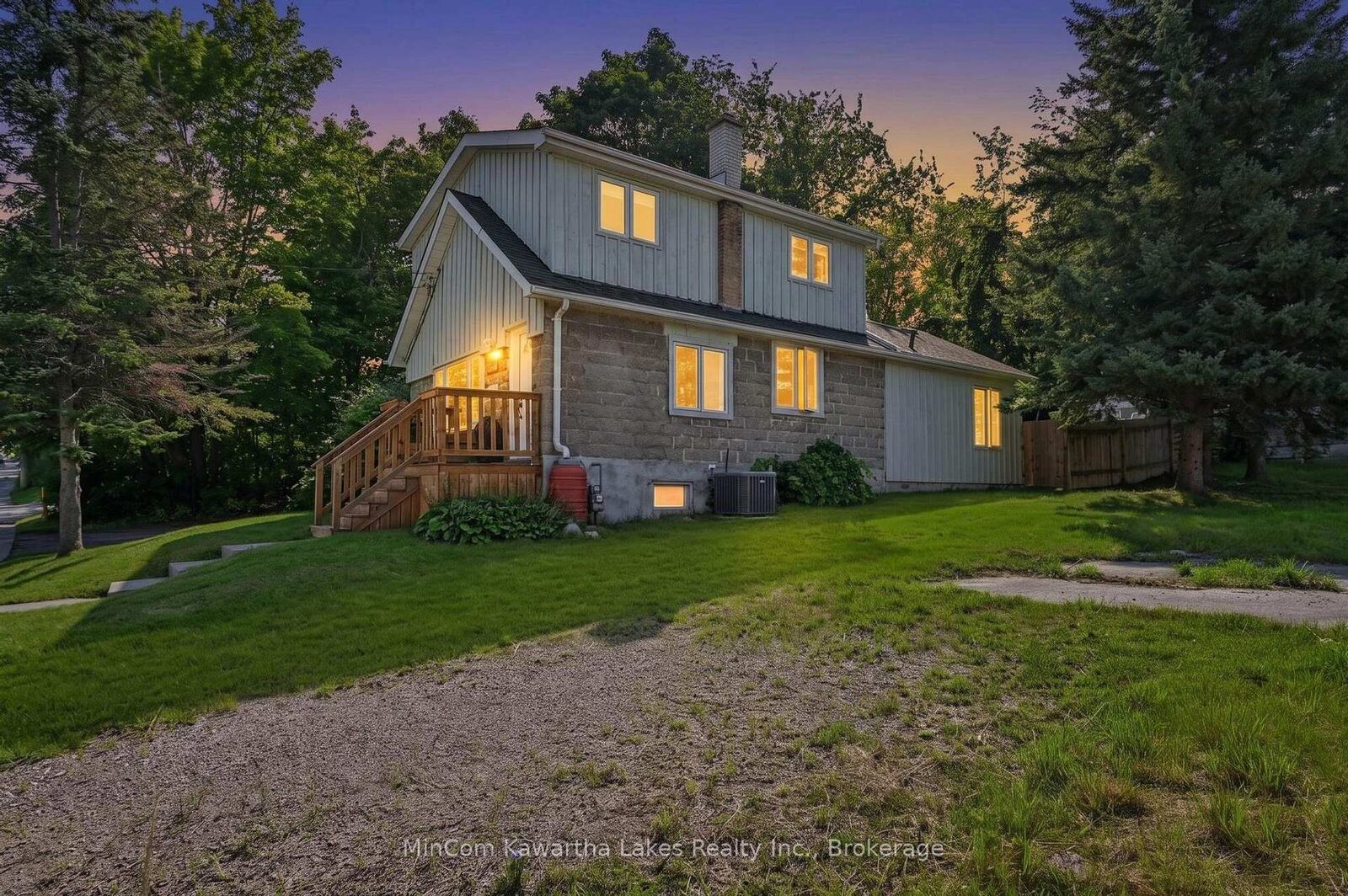Property Photo: 337 Euclid Avenue ON K9H 1M5