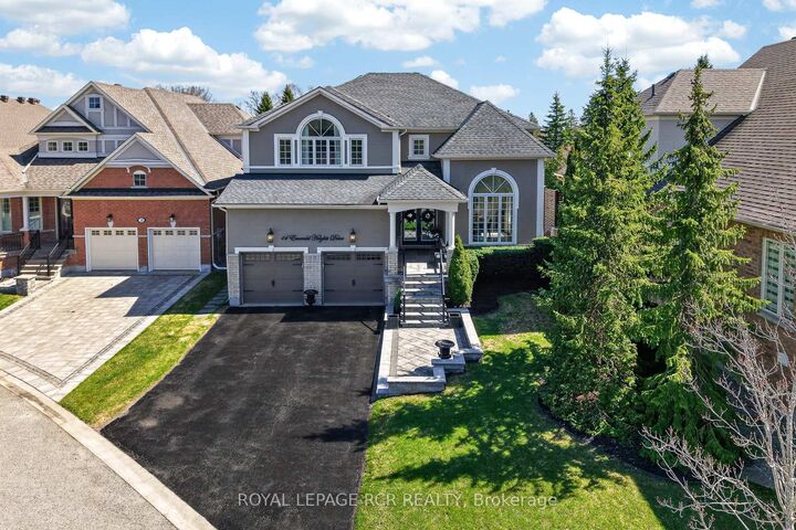 14 Emerald Heights Drive — photo 1