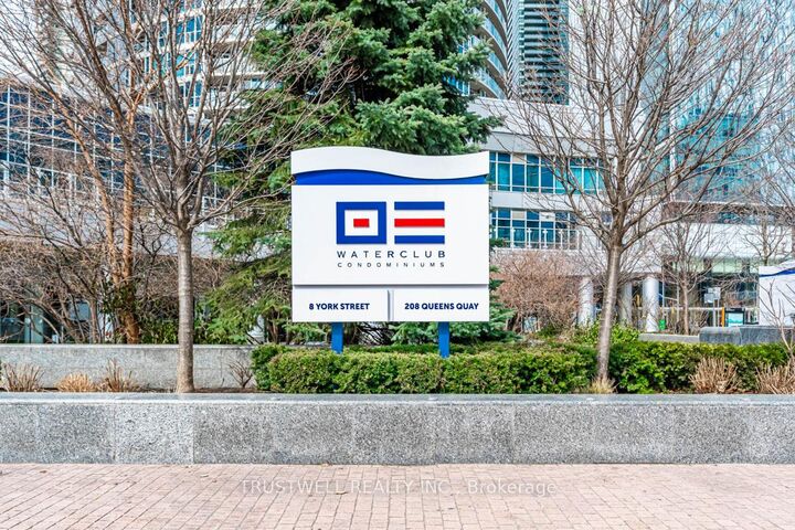 Property Photo: 208 Queens Quay W 511 ON M5J 2Y5