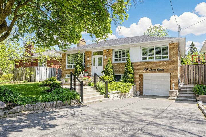 Property Photo: 197 Lucas Street ON L4C 4P8