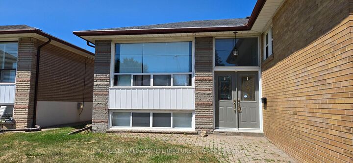 Property Photo:  166 Kennard Avenue  ON M3H 4M7 