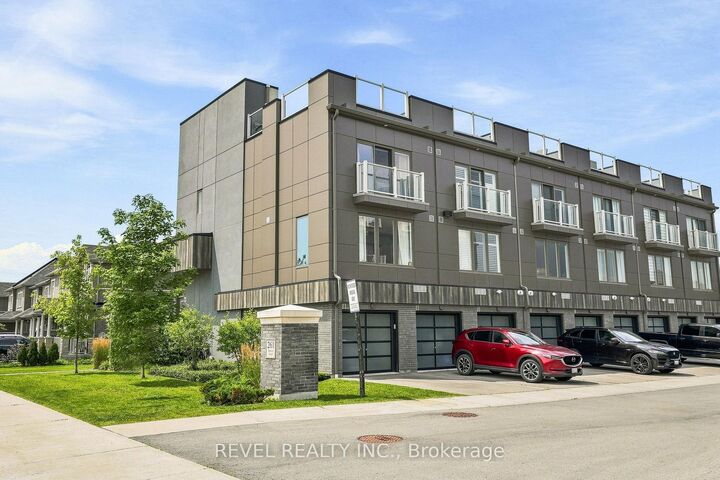 Property Photo:  261 Skinner Road 23  ON L8B 1W6 