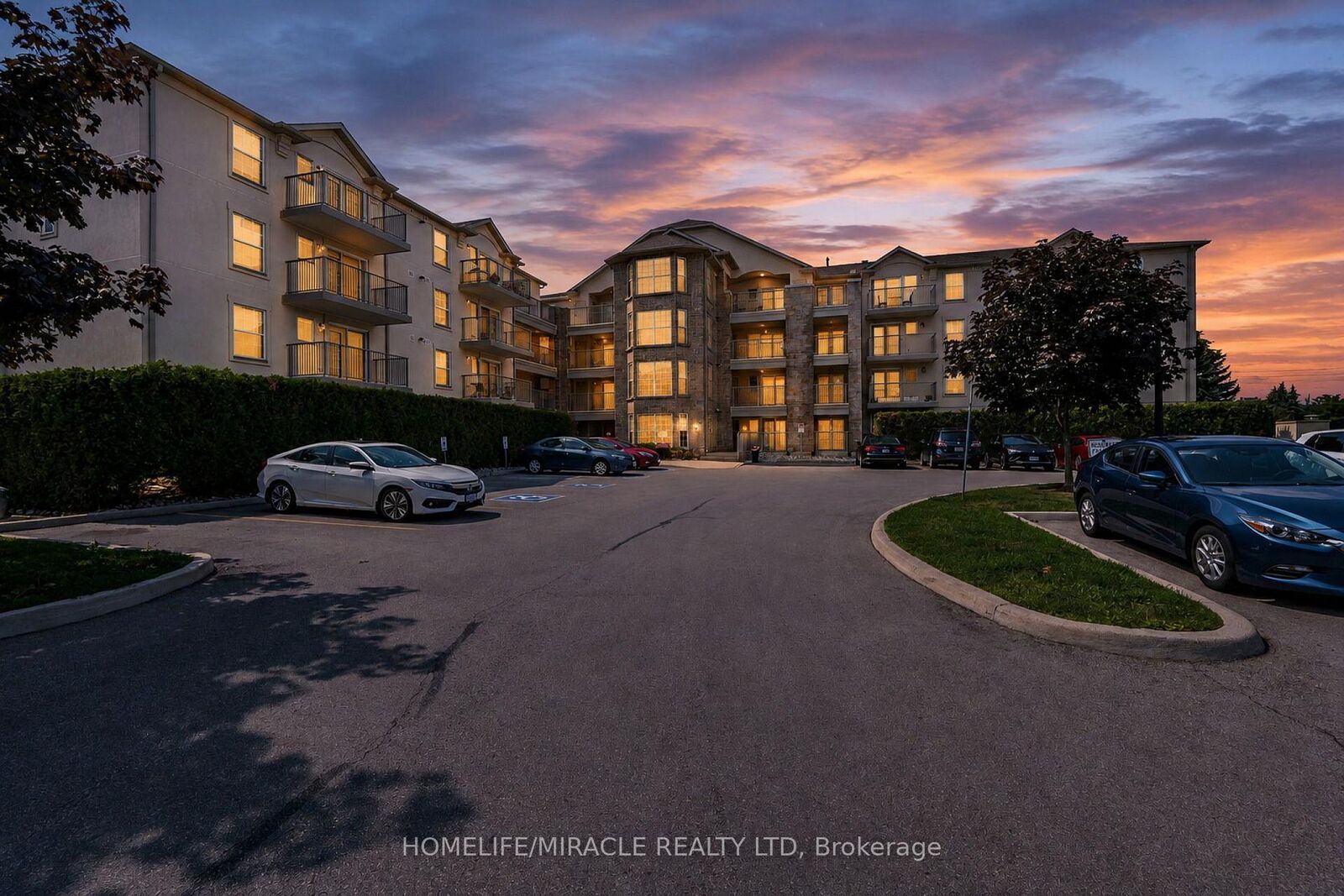Property Photo:  1490 Bishops Gate 305  ON L6M 4N3 
