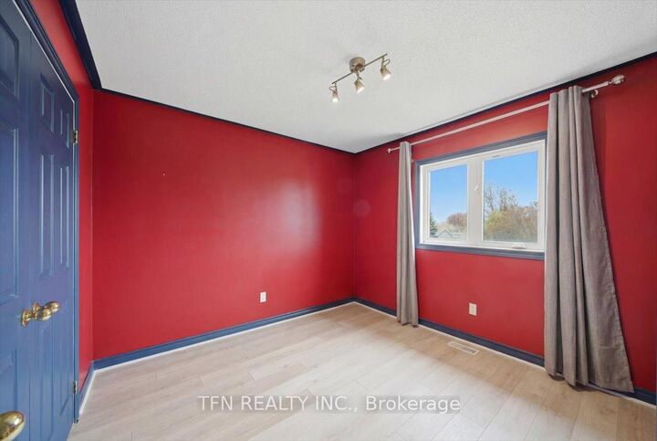 Property Photo:  2073 Cynthia Court  ON L9S 4Z1 