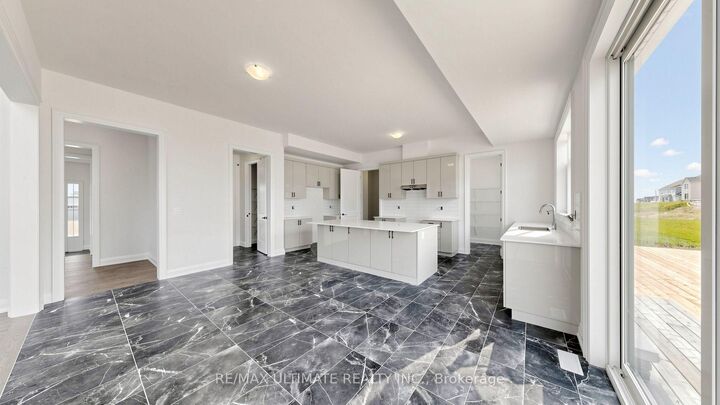 Property Photo: 12 Aldwinckle Avenue ON L0L 2L0