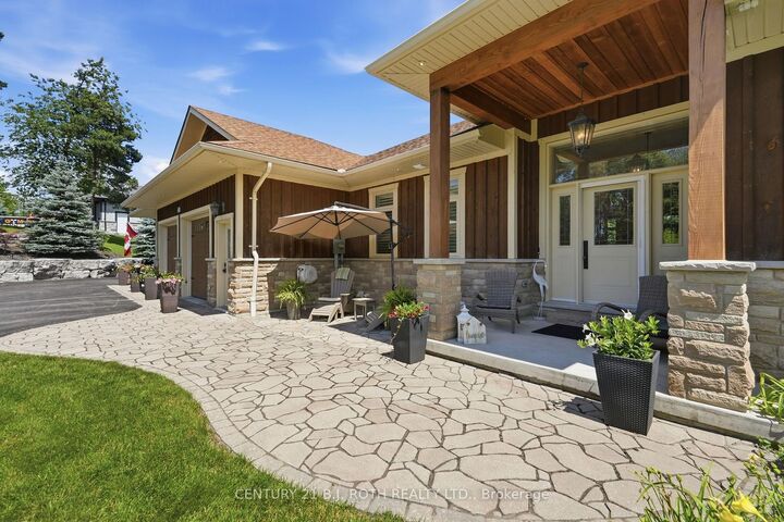 Property Photo: 2055 Forest Valley Drive ON L9S 4A4