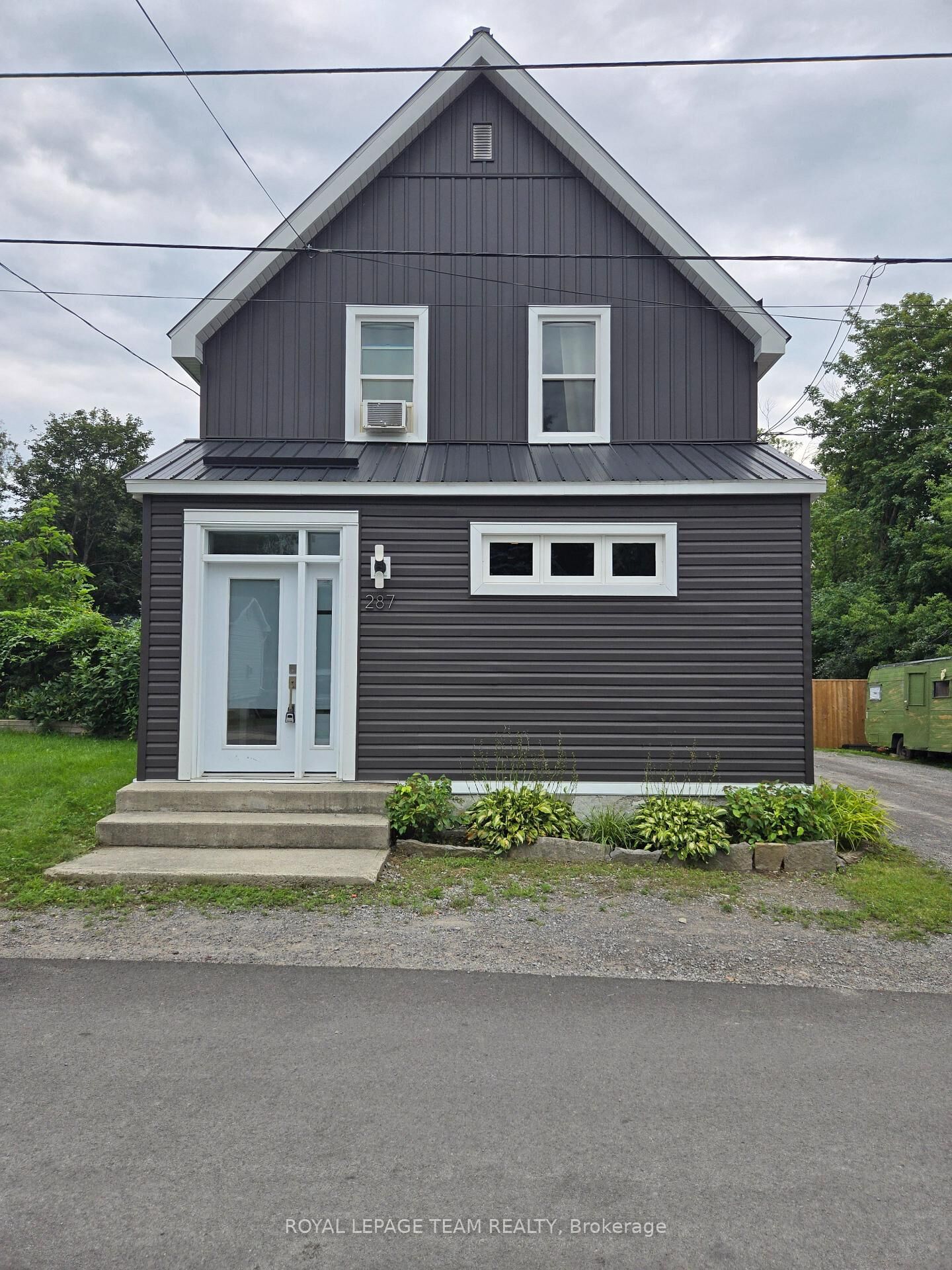 Property Photo: 287 Water Street ON K0A 1A0