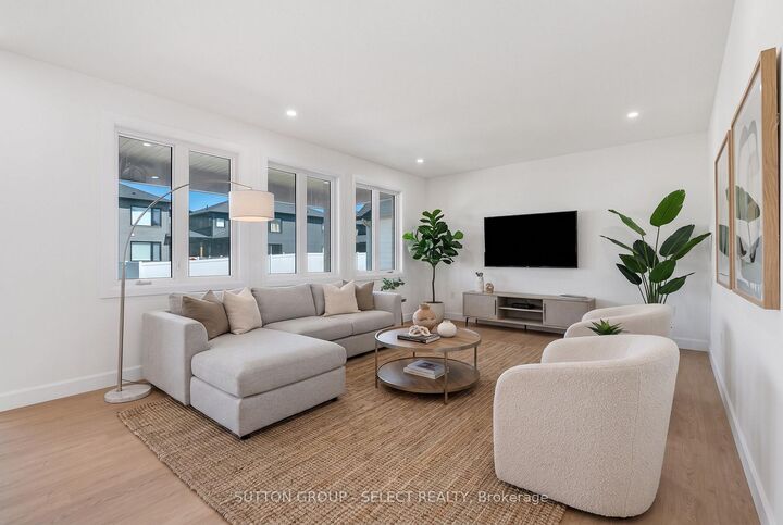 Property Photo: 6394 Heathwoods Avenue ON N6P 1H5