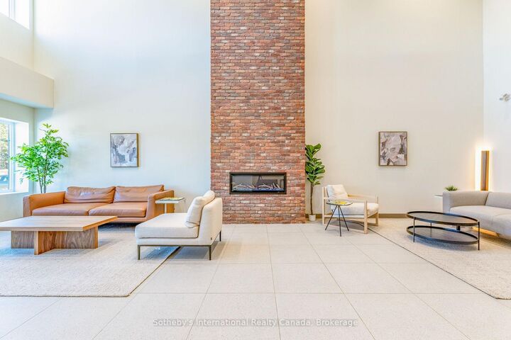 Property Photo:  121 Mary Street 423  ON L0M 1G0 
