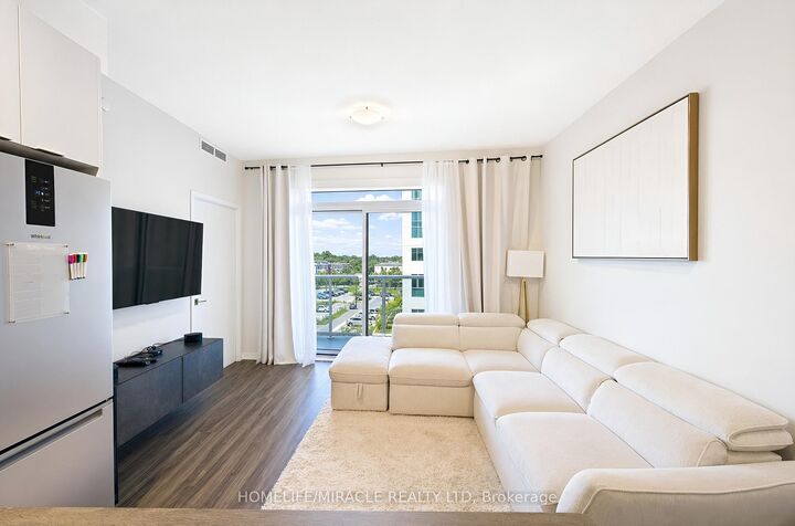 Property Photo:  10 Abeja Street 813  ON L4K 0R4 