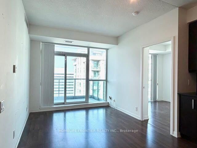 Property Photo: 17 Anndale Drive Ph201 ON M2N 2W7