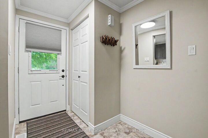 Property Photo:  148 Carter Crescent  ON N1R 6A9 