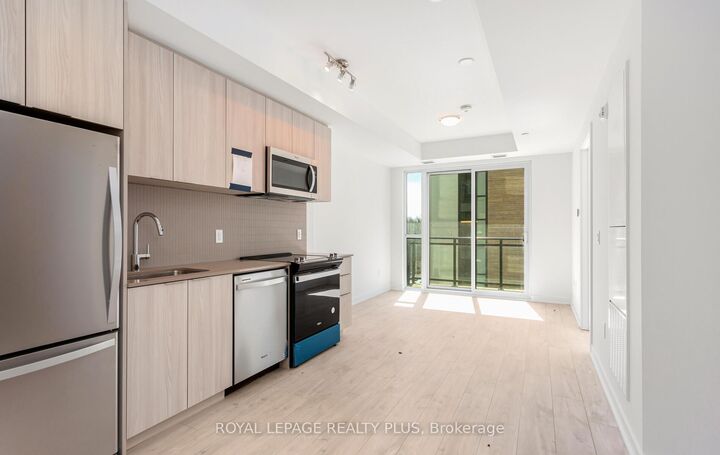 Property Photo:  760 Whitlock Avenue 303  ON L9E 2B3 