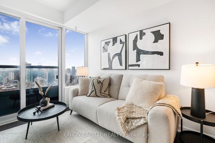Property Photo:  319 Jarvis Street 4908  ON M5B 0C8 