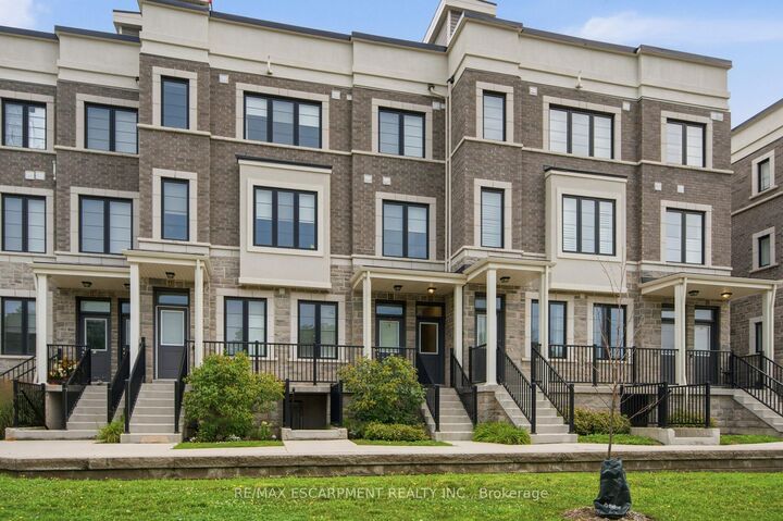 Property Photo:  383 Dundas Street E 49  ON L8B 1X6 