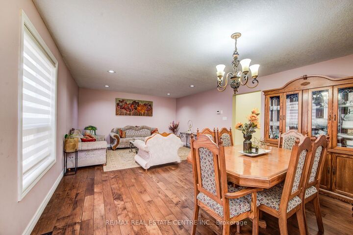 Property Photo:  16 Paulstown Crescent  ON N1G 5H7 