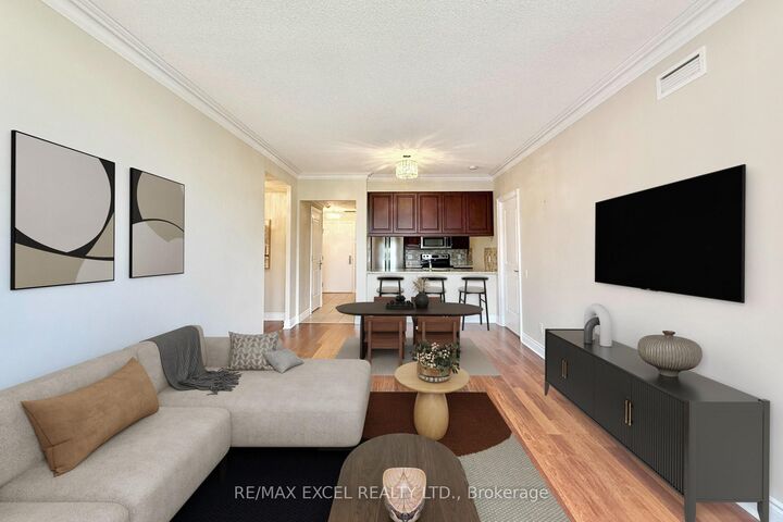 Property Photo:  10101 Yonge Street N 408  ON L4C 0V6 