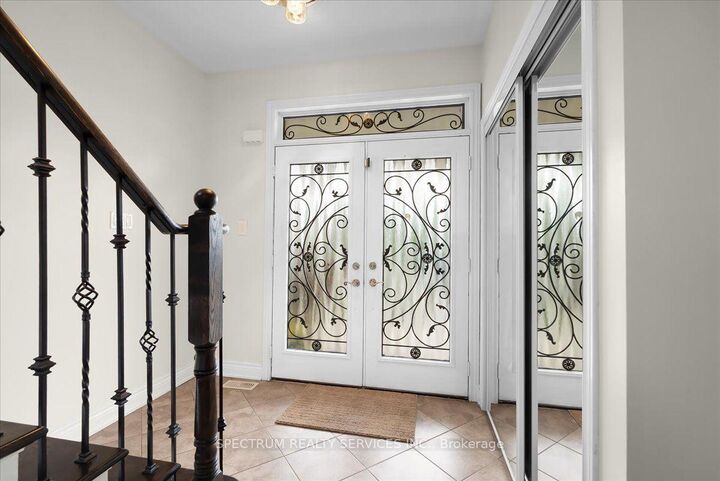 Property Photo: 1379 Rolph Terrace ON L9T 7E1