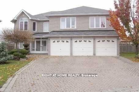 Property Photo:  10 Fisico Court  ON L4B 3Z2 