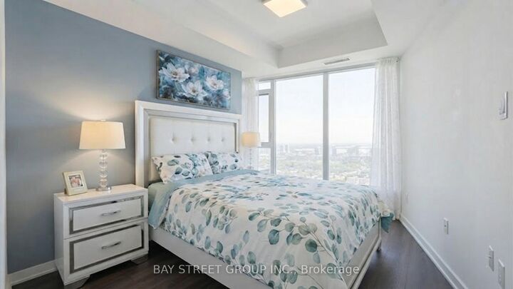 Property Photo:  609 Sherbourne Street 5101  ON M4X 0A4 