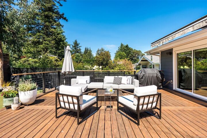 Property Photo: 4902 Alamida Cres BC V8Y 2T3