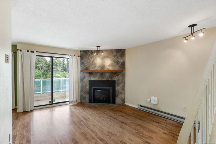 Property Photo: 67 Gorge Rd W #3 BC V9A 1L9