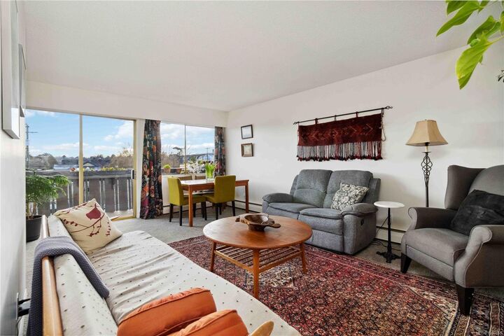 Property Photo: 964 Heywood Ave #211 BC V8V 2Y5