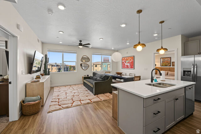 Property Photo:  226 N Cliff Dr L301  UT 84737 