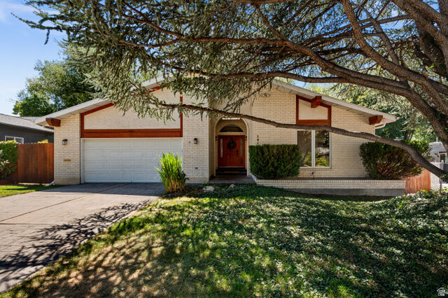 Property Photo:  1910 E Millcreek Way  UT 84106 
