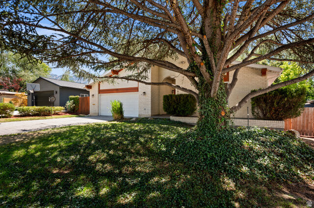 Property Photo: 1910 E Millcreek Way UT 84106