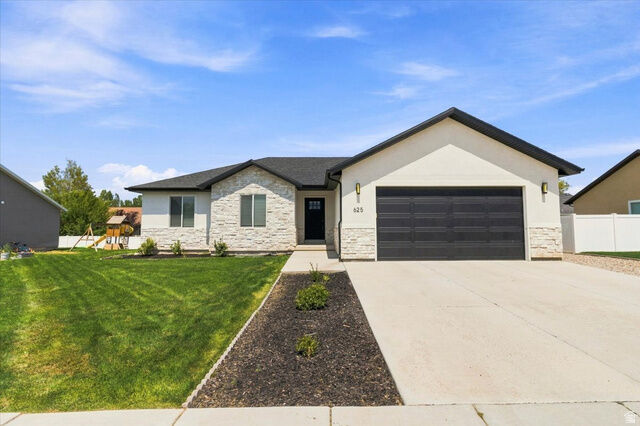 Property Photo: 625 E 100 S UT 84627
