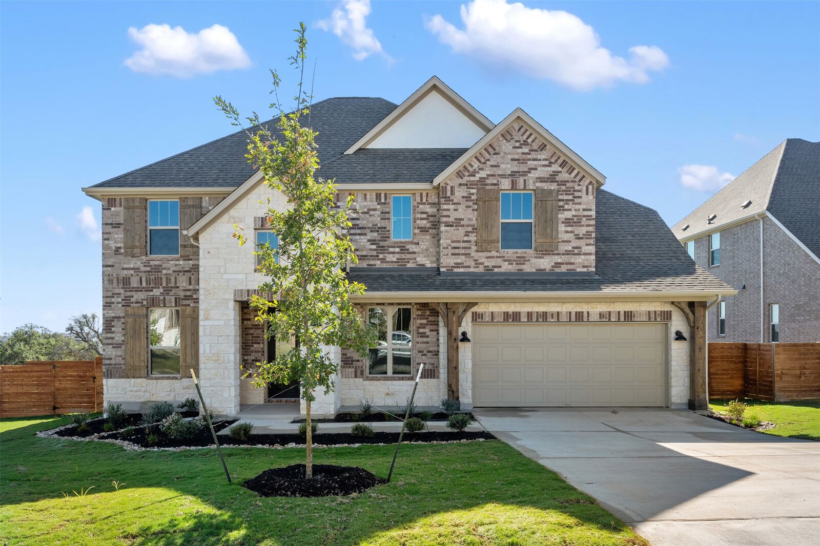 Property Photo:  208 Possumhaw Lane  TX 78666 