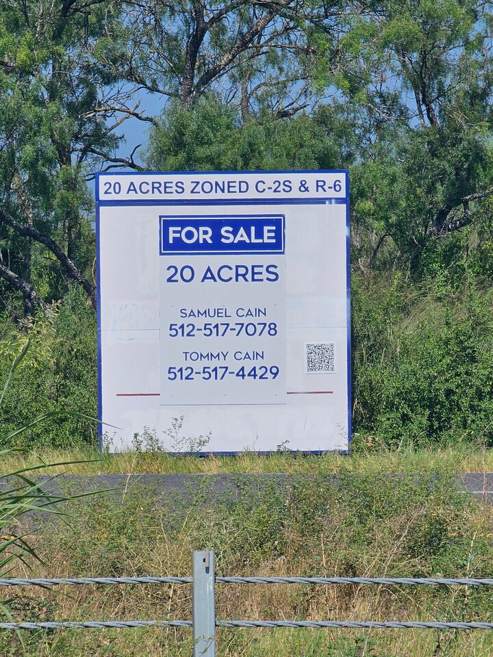 Property Photo:  13855 13855 US-281 Highway  TX 78221 