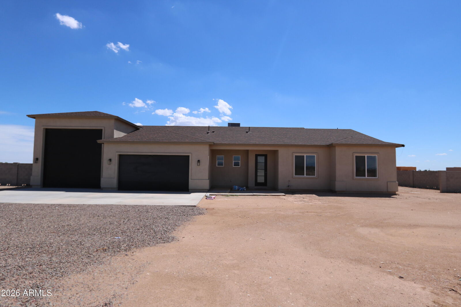 Property Photo: 25131 W Lowden Road AZ 85361