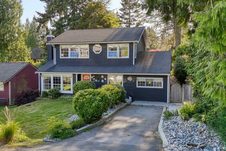 Property Photo: 1425 129 Street BC V4A 3X9